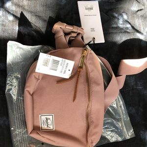 Herschel fifteen crossbody or Fanny pack